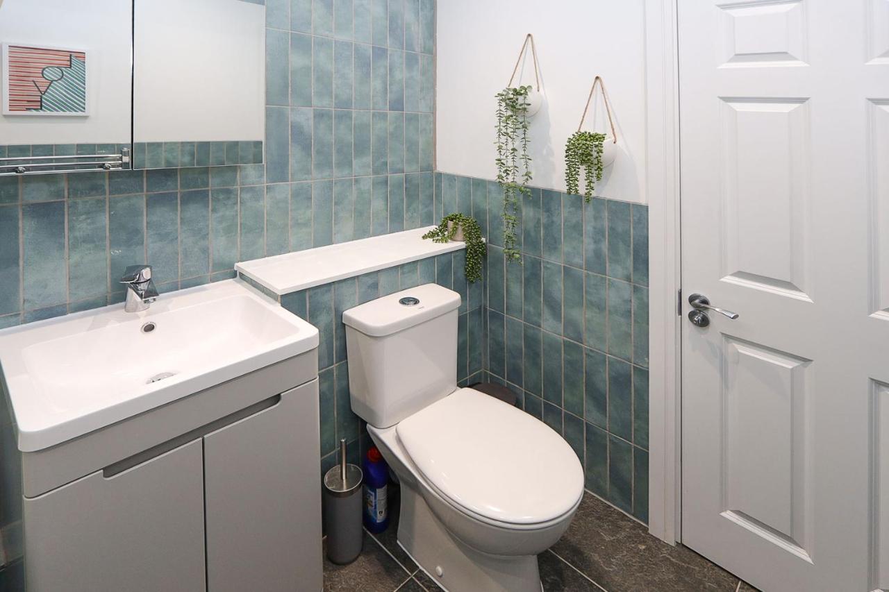 The London Secret, 1 Bed Flat With Patio - Zone 2 Apartment Exterior photo